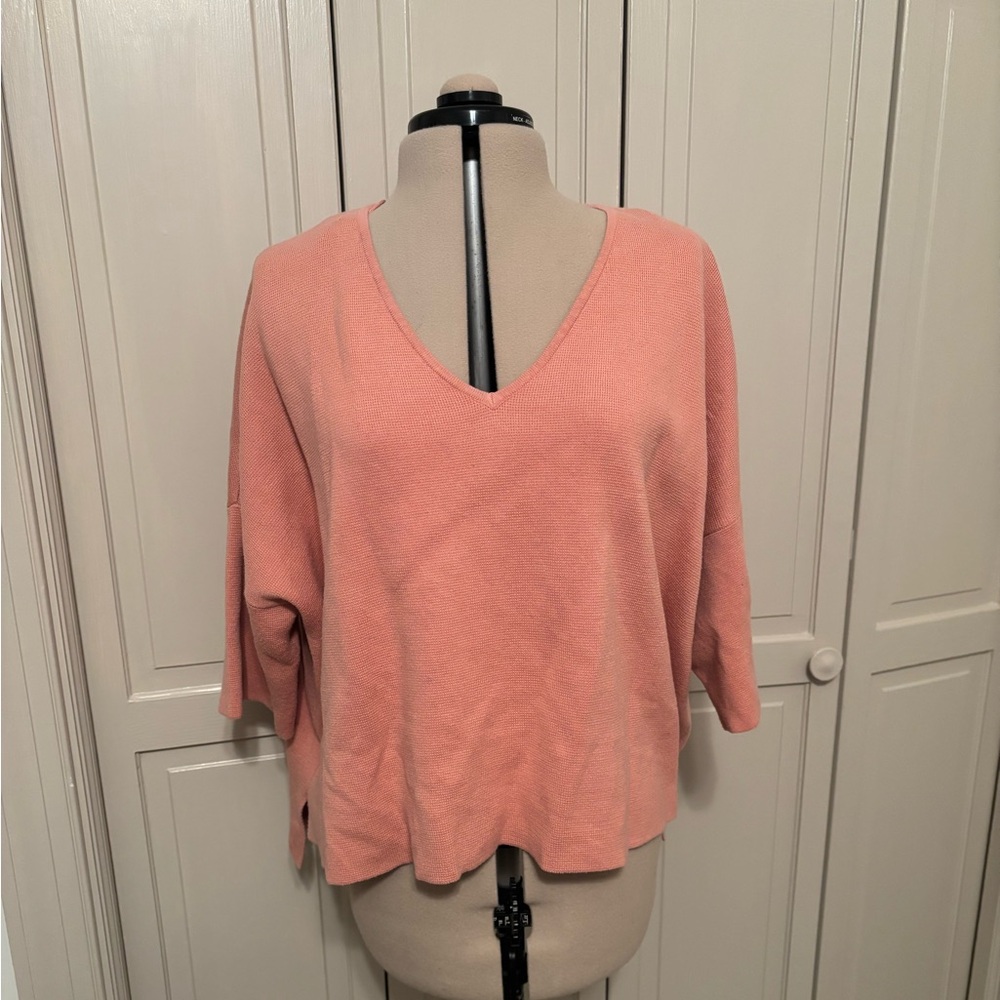 Women's V-Neck Sweater in Coral
